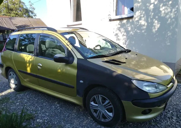 peugeot Peugeot 206 cena 2500 przebieg: 250000, rok produkcji 2002 z Różan